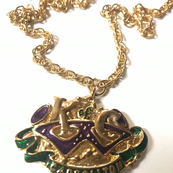 Vintage Mardi Gras Krewe of Carrollton Necklace - Picture 3 of 3